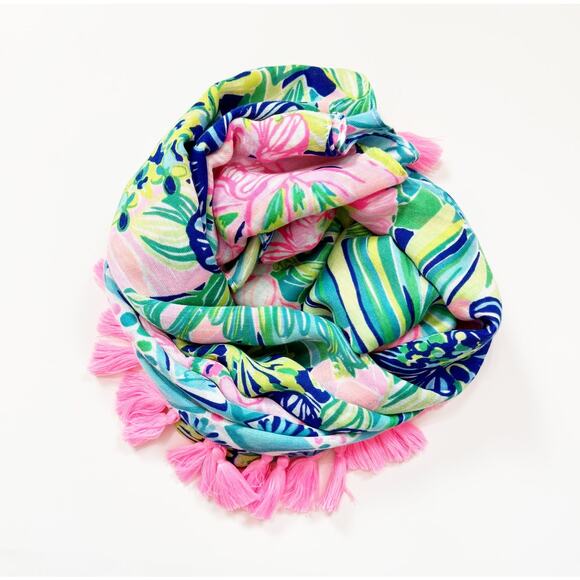 Lilly Pulitzer Accessories - Lilly Pulitzer Resort Scarf in Multi Island Escape Engineered